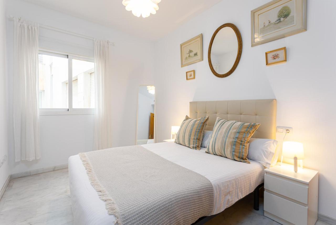 Holidays2Malaga Carrera Capuchinos Free Parking Aircon Downtown מראה חיצוני תמונה